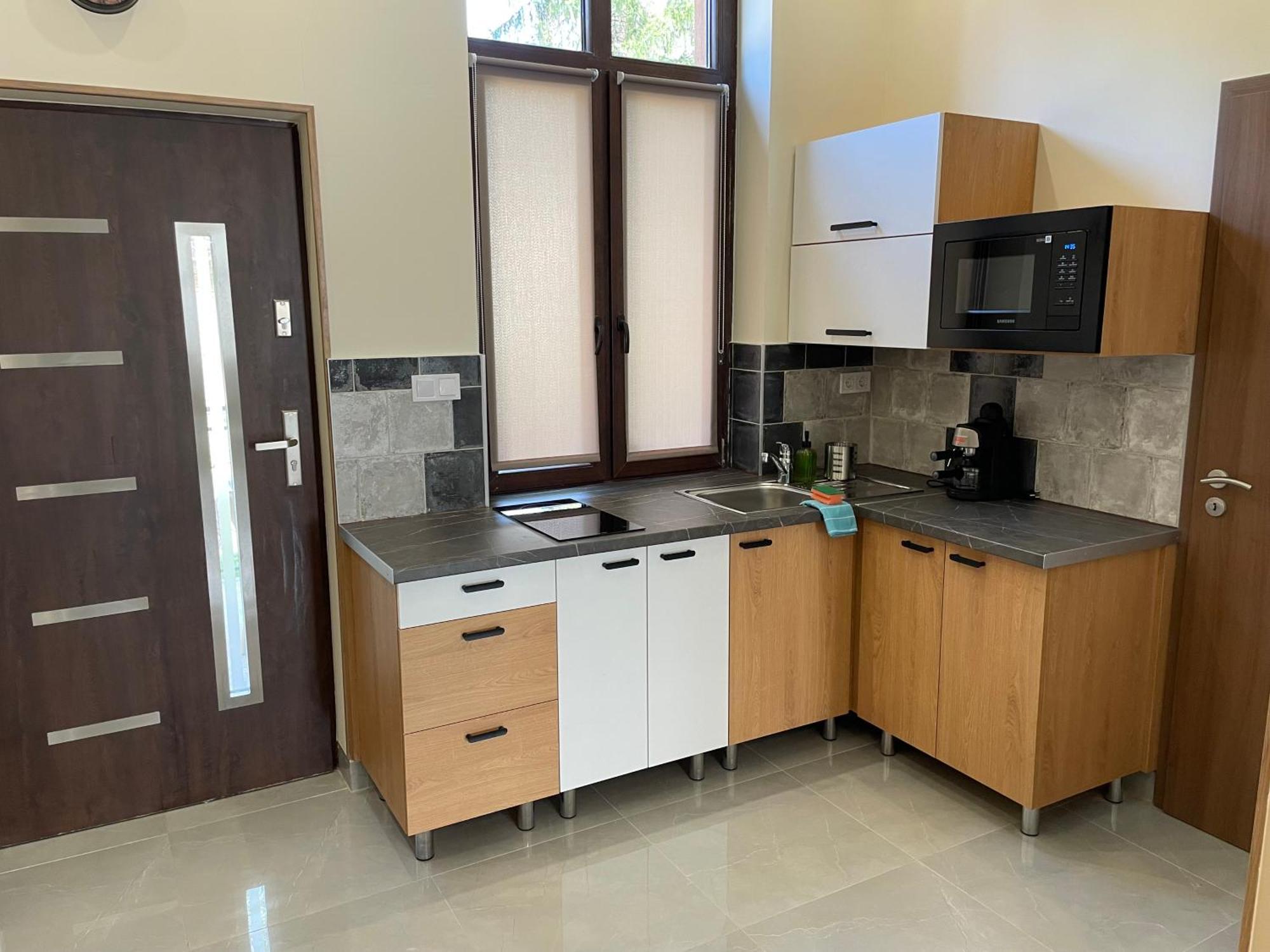 Kovacs Apartmanhaz Kiskunhalas Room photo